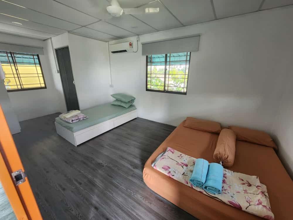 Homestay Denai Harummanis S4 Simpang Empat  المظهر الخارجي الصورة